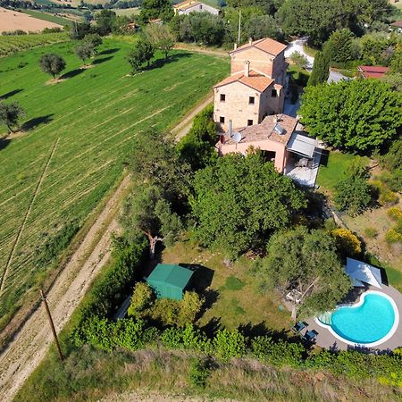 Casali Marchigiani - Ville Vacanza Private Con Piscina Ostra المظهر الخارجي الصورة